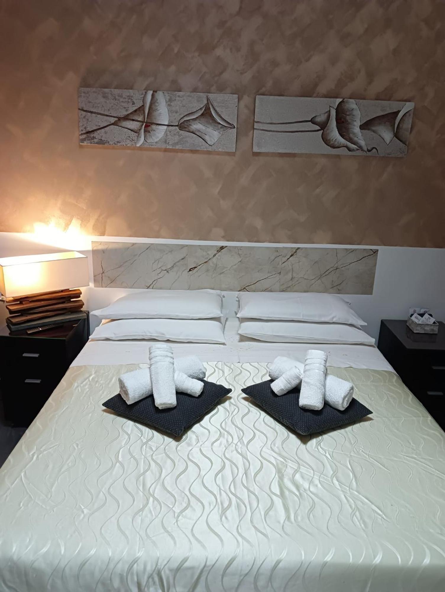 Bed and Breakfast Casa Al Porto Порто-Торрес Экстерьер фото